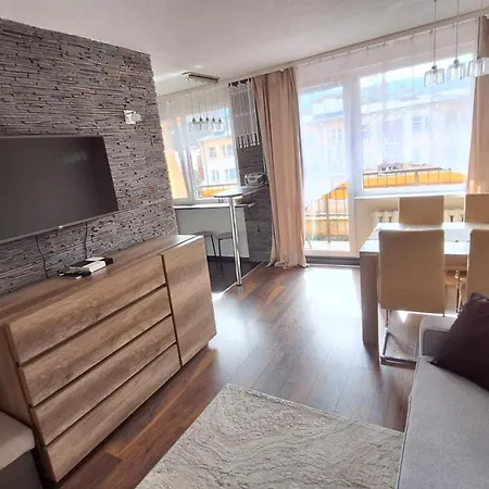 Szklarski Centrum Апартаменти *